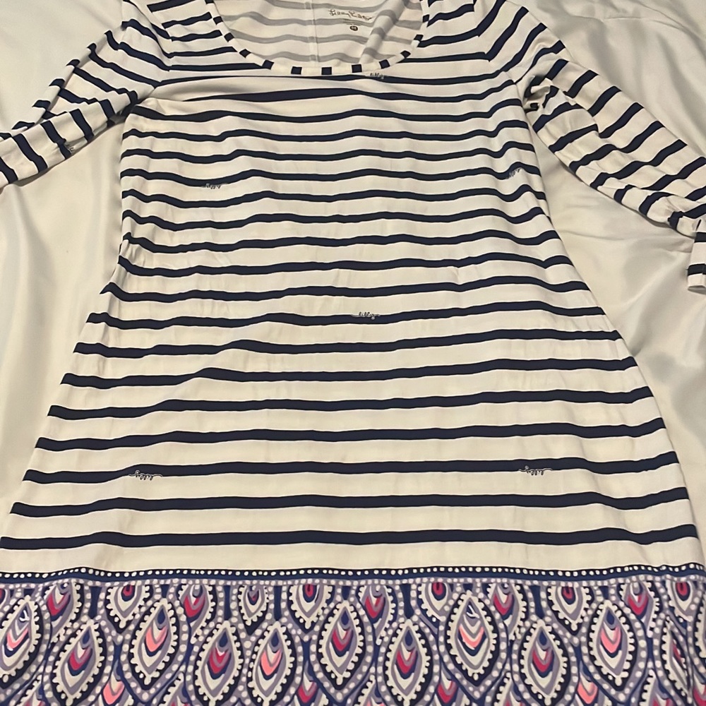Like new, size medium